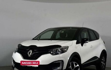 Renault Kaptur I рестайлинг, 2017 год, 1 300 000 рублей, 2 фотография