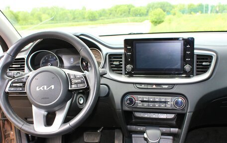 KIA cee'd III, 2022 год, 2 200 000 рублей, 8 фотография