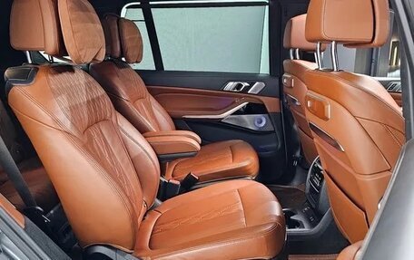 BMW X7, 2024 год, 14 250 000 рублей, 15 фотография