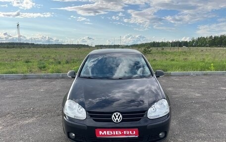 Volkswagen Golf V, 2008 год, 745 000 рублей, 1 фотография