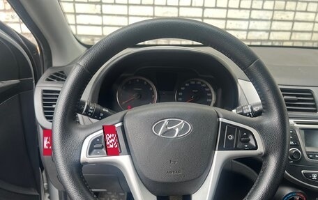 Hyundai Solaris II рестайлинг, 2015 год, 850 000 рублей, 6 фотография