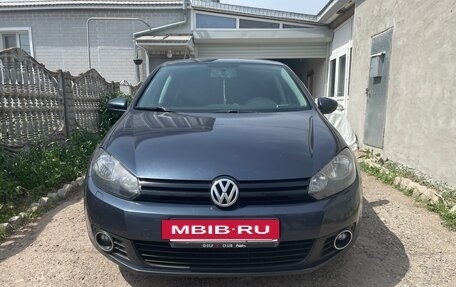 Volkswagen Golf VI, 2011 год, 850 000 рублей, 3 фотография