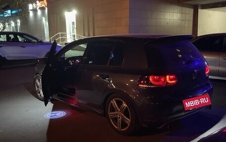 Volkswagen Golf VI, 2011 год, 850 000 рублей, 2 фотография