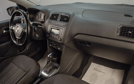 Volkswagen Polo VI (EU Market), 2015 год, 1 299 000 рублей, 10 фотография