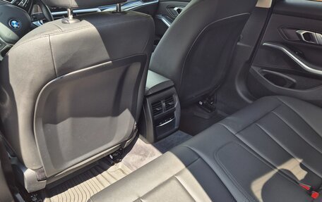 BMW 3 серия, 2020 год, 3 050 000 рублей, 3 фотография