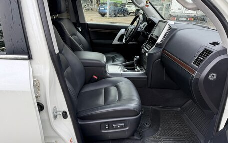 Toyota Land Cruiser 200, 2016 год, 5 959 000 рублей, 22 фотография