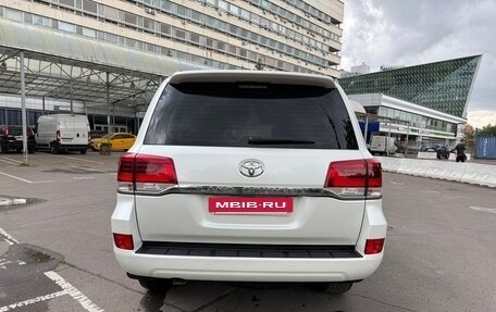 Toyota Land Cruiser 200, 2016 год, 5 959 000 рублей, 6 фотография
