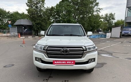 Toyota Land Cruiser 200, 2016 год, 5 959 000 рублей, 2 фотография