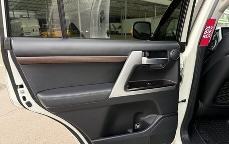 Toyota Land Cruiser 200, 2016 год, 5 959 000 рублей, 18 фотография