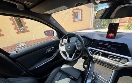 BMW 3 серия, 2020 год, 3 500 000 рублей, 12 фотография