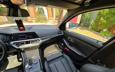 BMW 3 серия, 2020 год, 3 500 000 рублей, 13 фотография