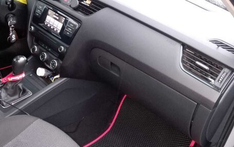 Skoda Octavia, 2014 год, 1 070 000 рублей, 4 фотография