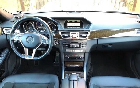 Mercedes-Benz E-Класс, 2014 год, 2 280 000 рублей, 3 фотография