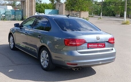 Volkswagen Jetta VI, 2014 год, 1 500 000 рублей, 2 фотография