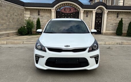 KIA Rio IV, 2017 год, 1 450 000 рублей, 3 фотография