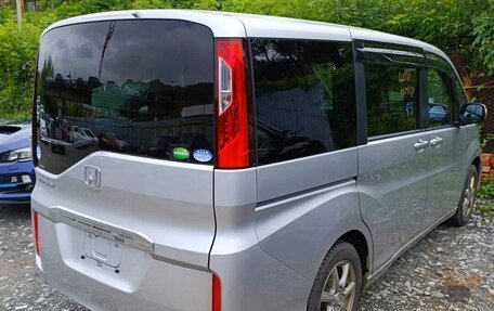 Honda Stepwgn IV, 2018 год, 2 100 000 рублей, 9 фотография