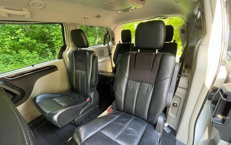 Chrysler Voyager IV, 2014 год, 2 400 000 рублей, 19 фотография