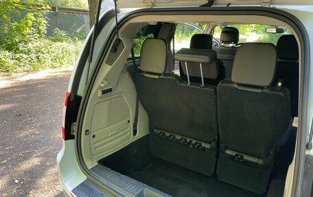 Chrysler Voyager IV, 2014 год, 2 400 000 рублей, 22 фотография