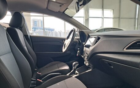 Hyundai Solaris II рестайлинг, 2017 год, 1 230 000 рублей, 15 фотография