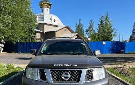 Nissan Pathfinder, 2014 год, 2 000 000 рублей, 2 фотография