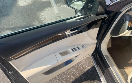 Audi A8, 2011 год, 1 650 000 рублей, 12 фотография