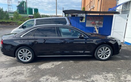 Audi A8, 2011 год, 1 650 000 рублей, 20 фотография