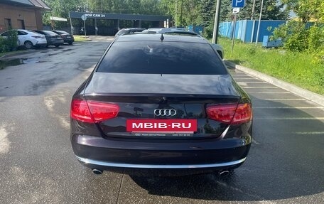 Audi A8, 2011 год, 1 650 000 рублей, 16 фотография