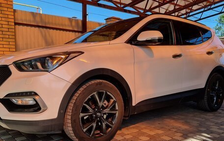 Hyundai Santa Fe III рестайлинг, 2017 год, 2 300 000 рублей, 9 фотография