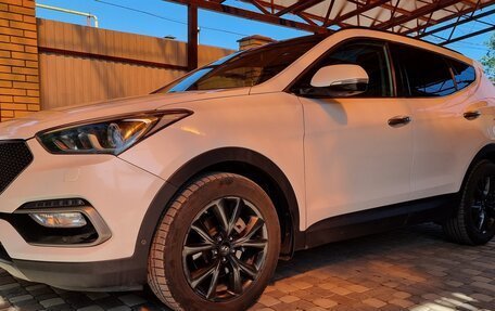 Hyundai Santa Fe III рестайлинг, 2017 год, 2 300 000 рублей, 11 фотография