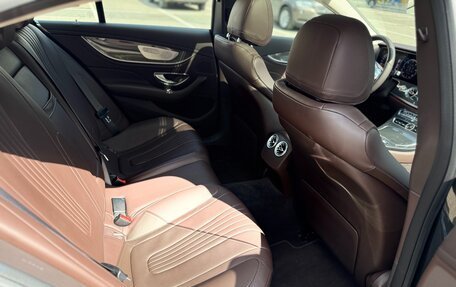 Mercedes-Benz CLS, 2019 год, 5 050 000 рублей, 15 фотография