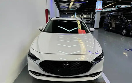 Mazda 3, 2023 год, 1 955 000 рублей, 2 фотография