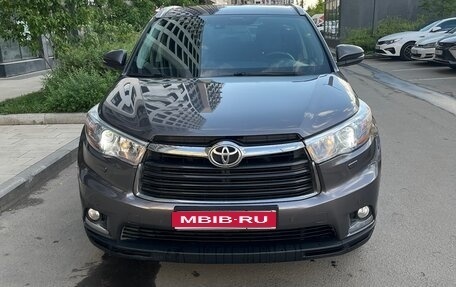 Toyota Highlander III, 2014 год, 2 900 000 рублей, 1 фотография