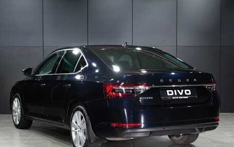 Skoda Superb III рестайлинг, 2020 год, 3 030 000 рублей, 7 фотография