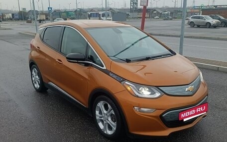 Chevrolet Bolt, 2017 год, 1 680 000 рублей, 20 фотография
