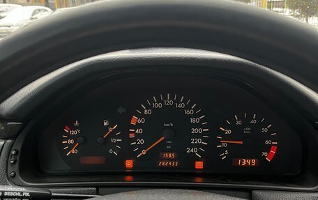 Mercedes-Benz E-Класс, 1996 год, 310 000 рублей, 12 фотография