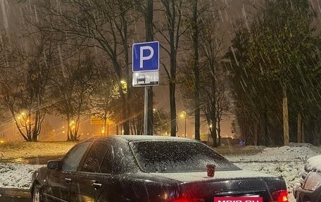 Mercedes-Benz E-Класс, 1996 год, 310 000 рублей, 3 фотография