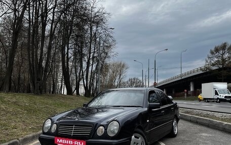 Mercedes-Benz E-Класс, 1996 год, 310 000 рублей, 7 фотография