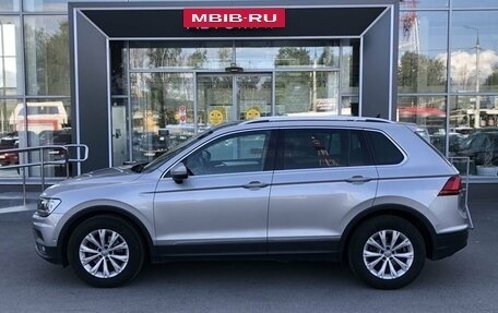 Volkswagen Tiguan II, 2018 год, 2 420 000 рублей, 8 фотография
