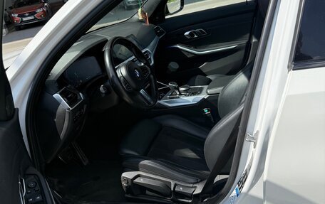 BMW 3 серия, 2019 год, 3 150 000 рублей, 9 фотография