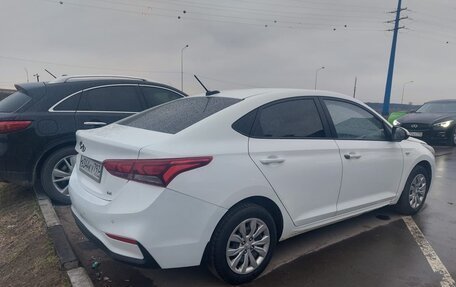 Hyundai Solaris II рестайлинг, 2017 год, 970 000 рублей, 5 фотография