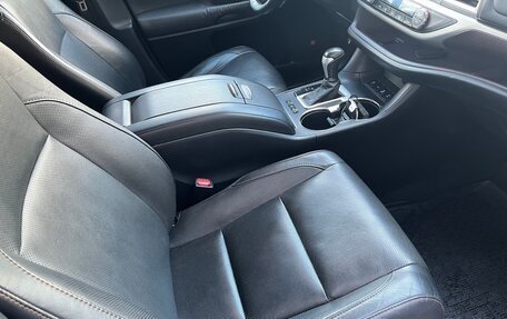 Toyota Highlander III, 2014 год, 2 900 000 рублей, 8 фотография