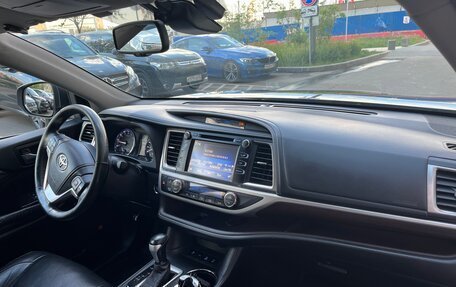 Toyota Highlander III, 2014 год, 2 900 000 рублей, 7 фотография