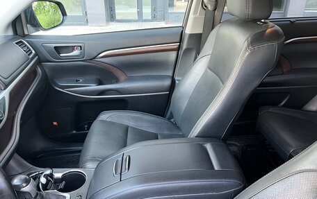 Toyota Highlander III, 2014 год, 2 900 000 рублей, 12 фотография