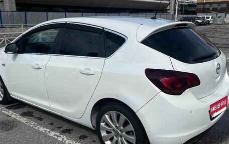 Opel Astra J, 2011 год, 450 000 рублей, 4 фотография