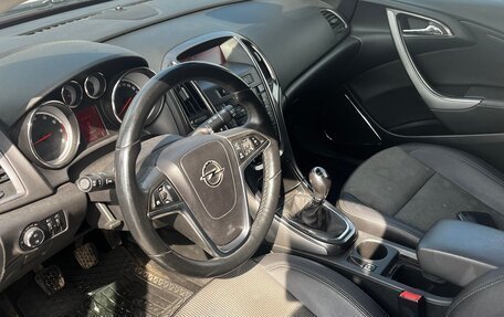 Opel Astra J, 2011 год, 450 000 рублей, 8 фотография