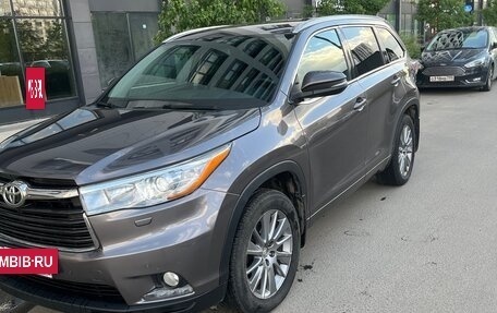 Toyota Highlander III, 2014 год, 2 900 000 рублей, 2 фотография