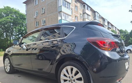 Opel Astra J, 2011 год, 700 000 рублей, 6 фотография