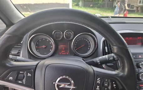 Opel Astra J, 2011 год, 700 000 рублей, 8 фотография