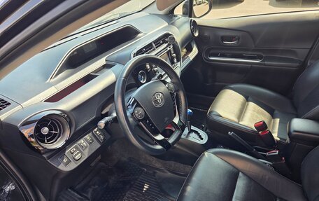 Toyota Prius c I, 2017 год, 1 700 000 рублей, 8 фотография