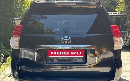 Toyota Land Cruiser Prado 150 рестайлинг 2, 2011 год, 2 100 000 рублей, 6 фотография